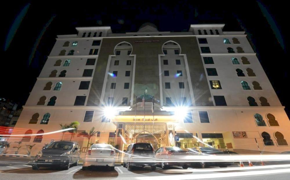 Puteri Bay Hotel Malacca Exterior photo